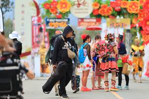 BIB: 
                            <button type="button" onclick="openModal(27895764)" class="btn btn-primary btn-sm float-right btn-popup" data-toggle="modal" data-target=".modal-high-quality">
                        <i class="fas fa-shopping-cart"></i> Add to Cart
                    </button>
                                            <button type="button" onclick="isThisMe(27895764, true)" class="btn btn-success btn-sm float-right btn-popup btn-isme hidden" data-toggle="tooltip" data-placement="bottom" title="นี่คือรูปของคุณใช่ไหม คลิกที่นี่เพื่อเอาเข้าอัลบั้ม">
                        <i class="fas fa-plus"></i> Add to album
                    </button>
                    <button type="button" onclick="isThisMe(27895764, false)" class="btn btn-warning btn-sm float-right btn-popup btn-isnotme hidden">
                        <i class="fas fa-ban"></i> Remove from album
                    </button>